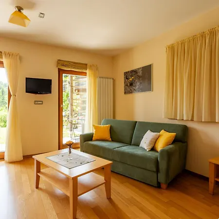 Posestvo Laz - The Laz Estate Apartmán
