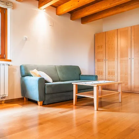 Posestvo Laz - The Laz Estate Apartment Voglarji