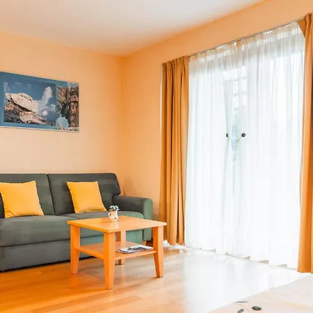 Apartment Posestvo Laz - The Laz Estate *