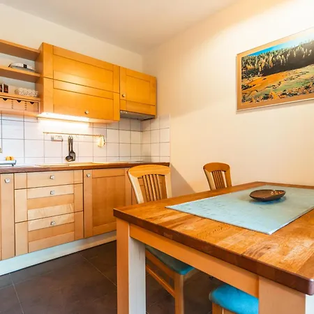 Posestvo Laz - The Laz Estate Apartment