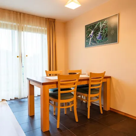 Apartment Posestvo Laz - The Laz Estate *