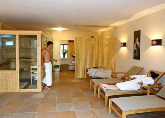 Posestvo Laz - The Laz Estate Voglarji