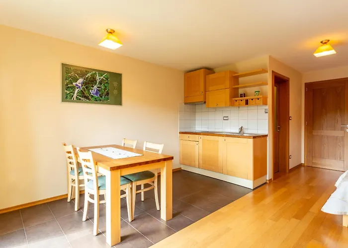 Apartment Posestvo Laz - The Laz Estate *